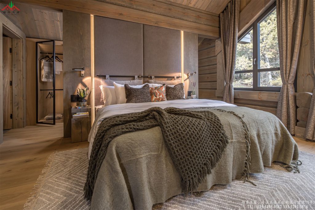 野奢精品民宿重木骨架挑高景观套房