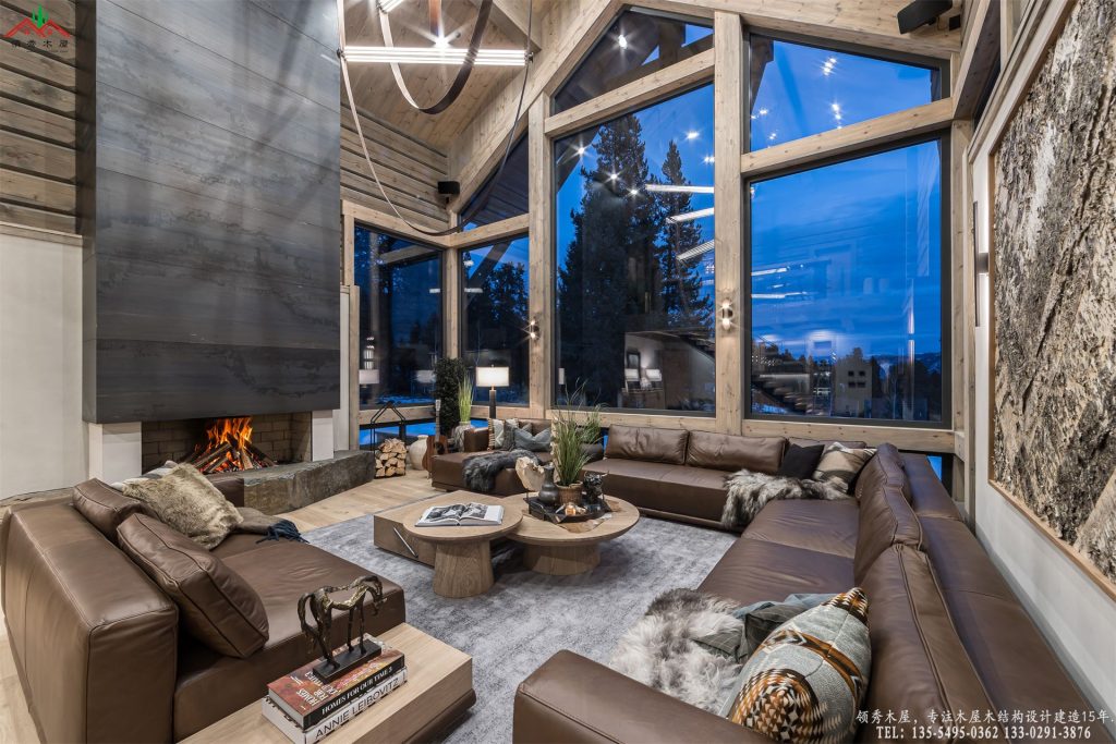 全木结构企业私人会所落地窗与夜景