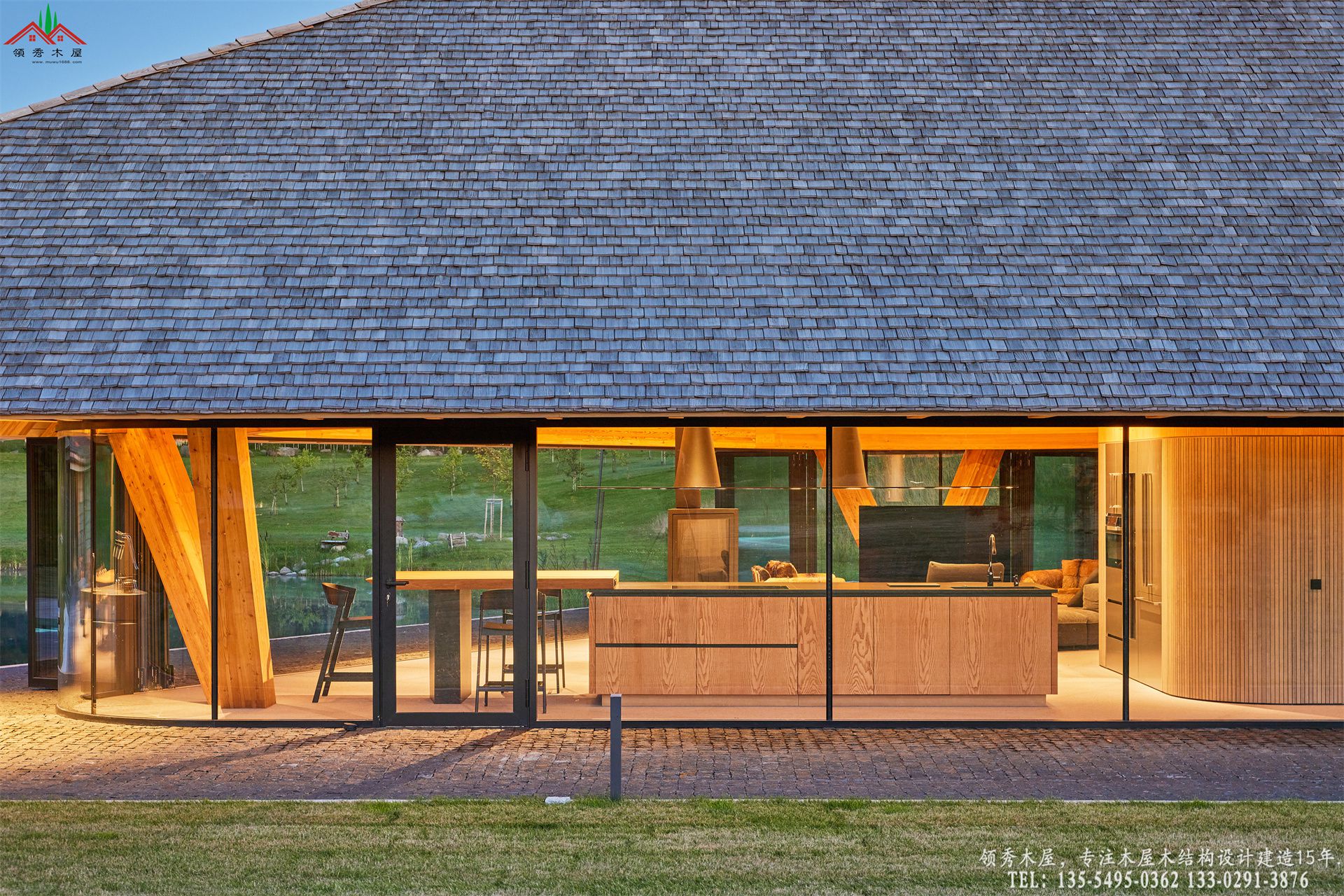 顶奢度假酒店滨水茶室亭-花夜景特写04