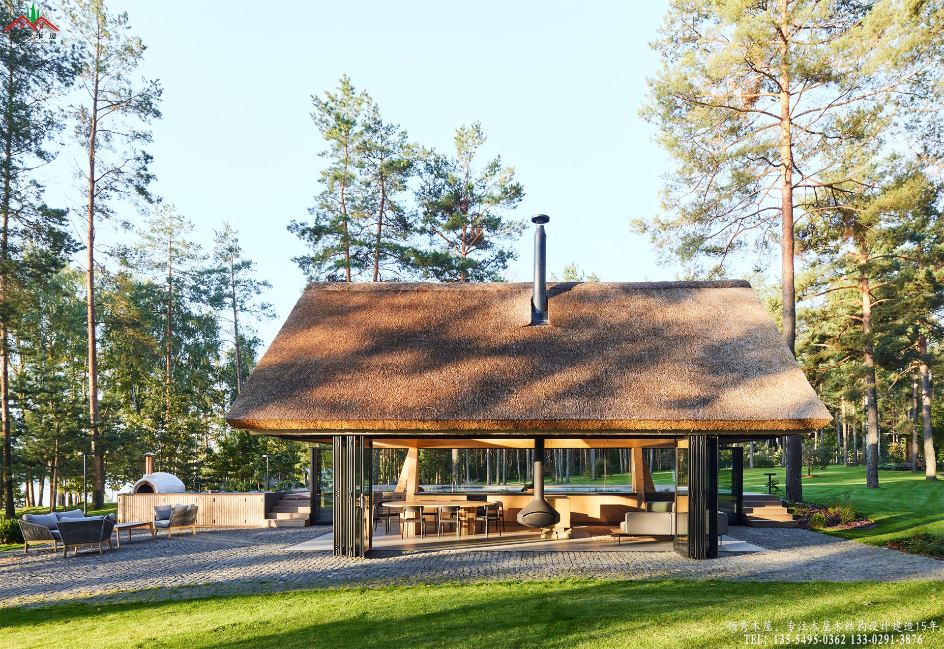 奢华茅草泳池服务休闲亭日景外观02