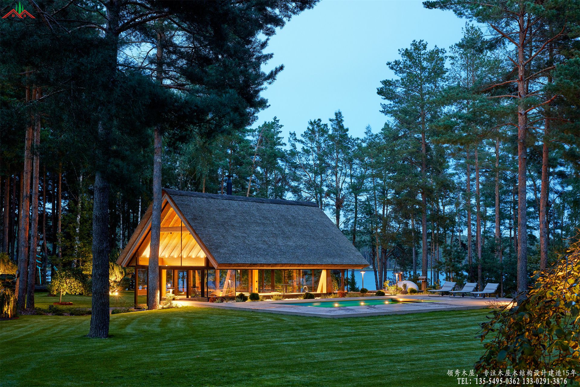 野奢茅草泳池服务亭绝美灯光夜景
