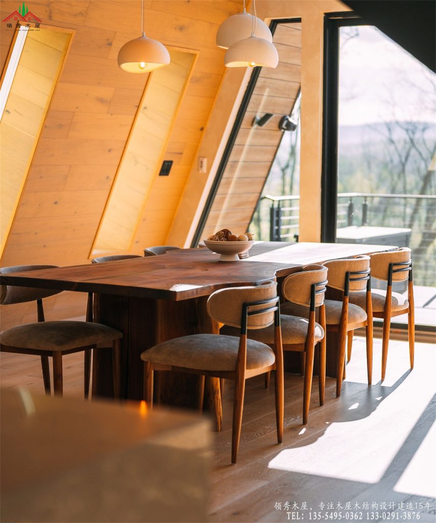 高端野奢木屋定制餐桌细节