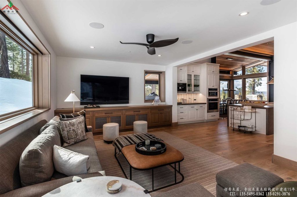 现代钢木结合别墅-客厅特写